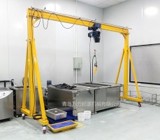 移動(dòng)龍門(mén)架起重機(jī)